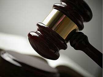 Three London medics charged ov...